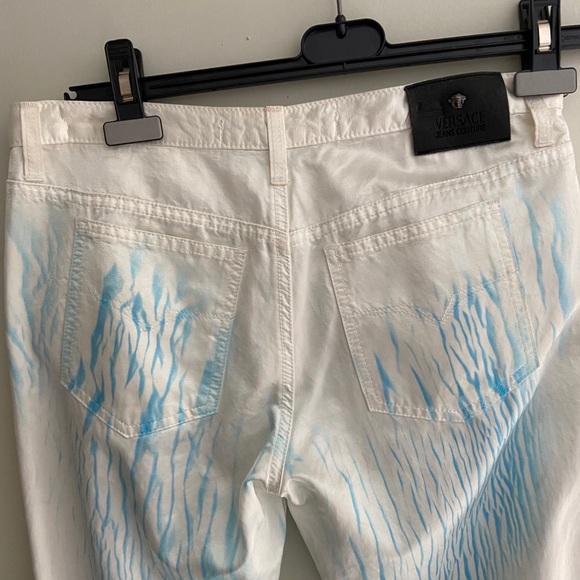 Jeans - Picture 2 of 5